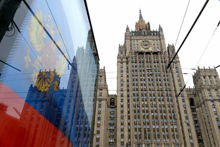 Дипломатия или аппарат: что стоит за битвой за кресло Лаврова